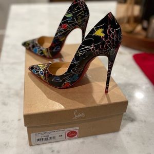 Christian Louboutin “So Kate” Kraft/Pat 120 PVC Size 38
